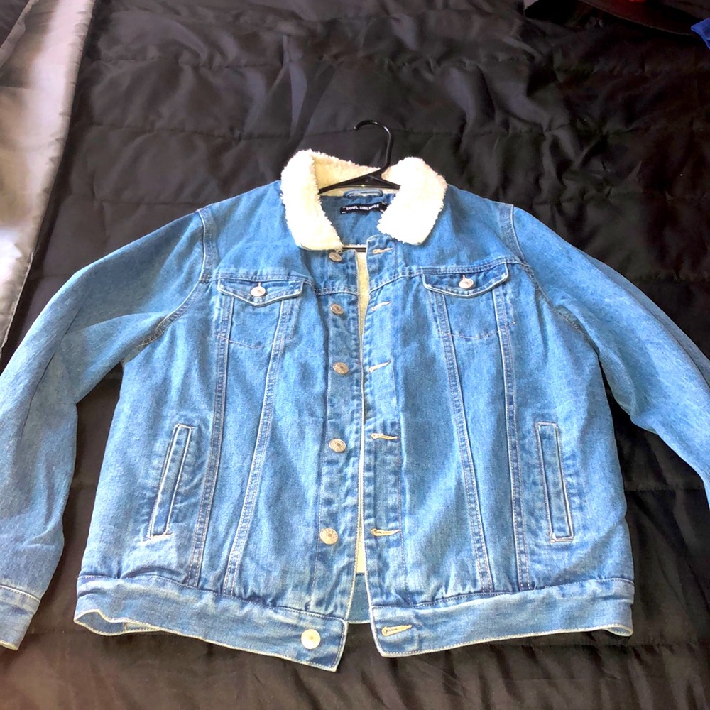 Jean Jacket w/ Fur
